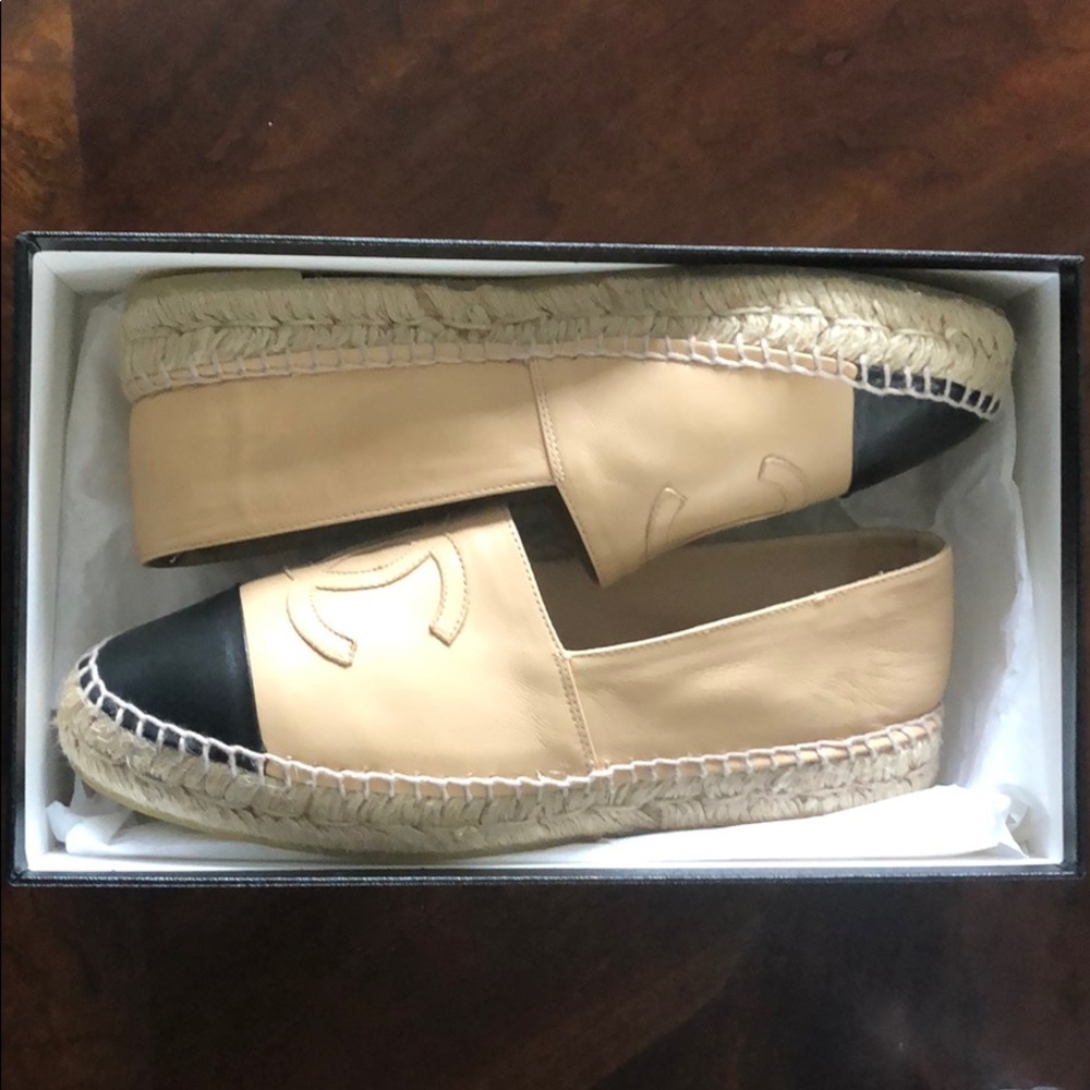 CHANEL Lambskin CC Espadrilles size 39